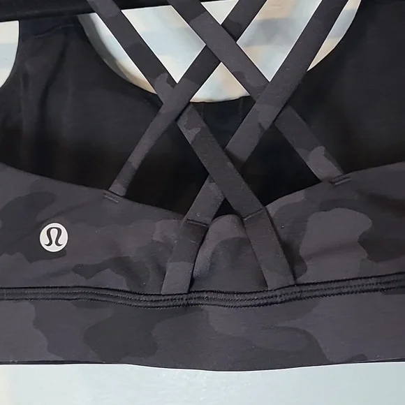 Lululemon Energy Bra Size 4 Activewear - Picture 3 of 4